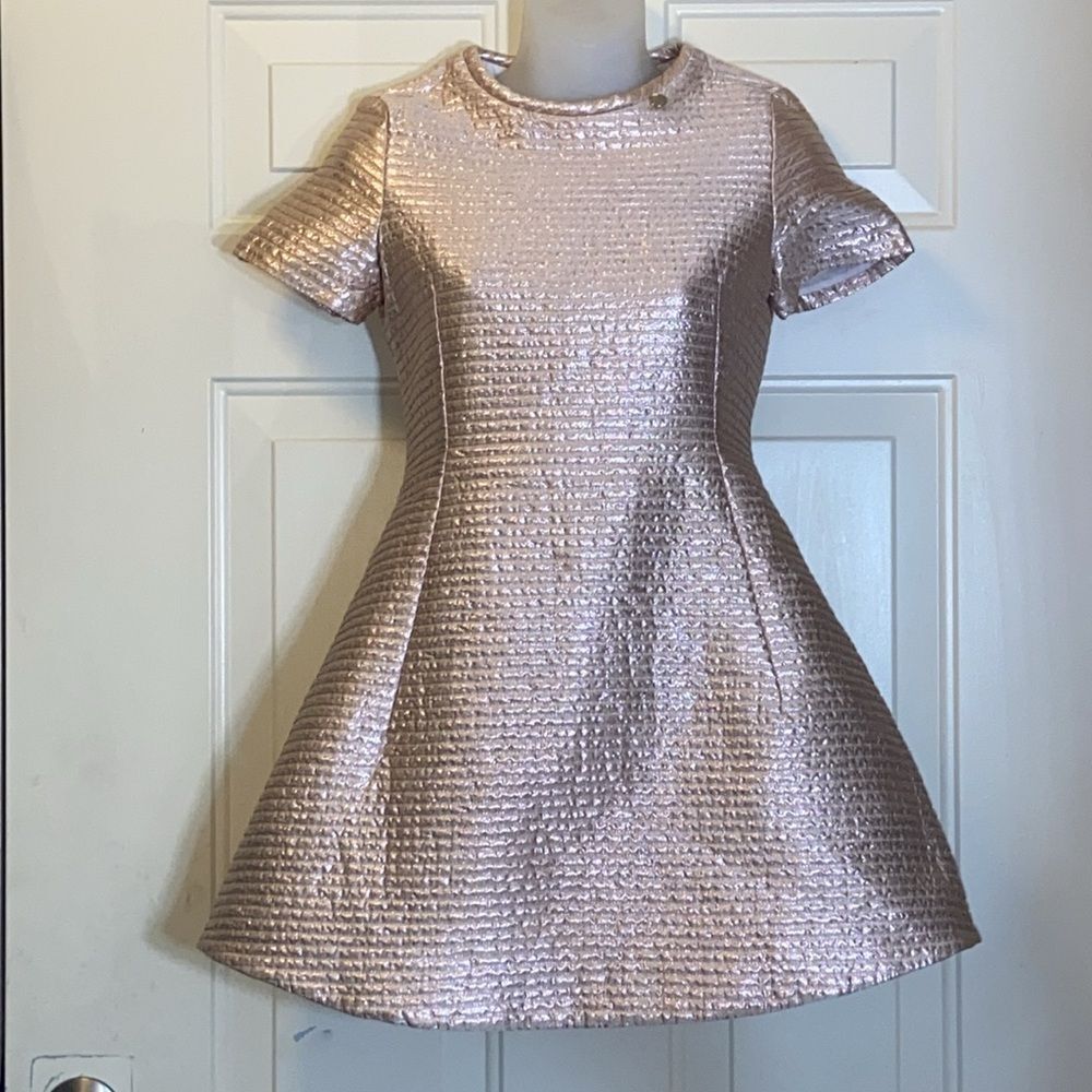 Val Max Made In Italy Elegant Textured Short Sleeve Dress Size 90/ 12